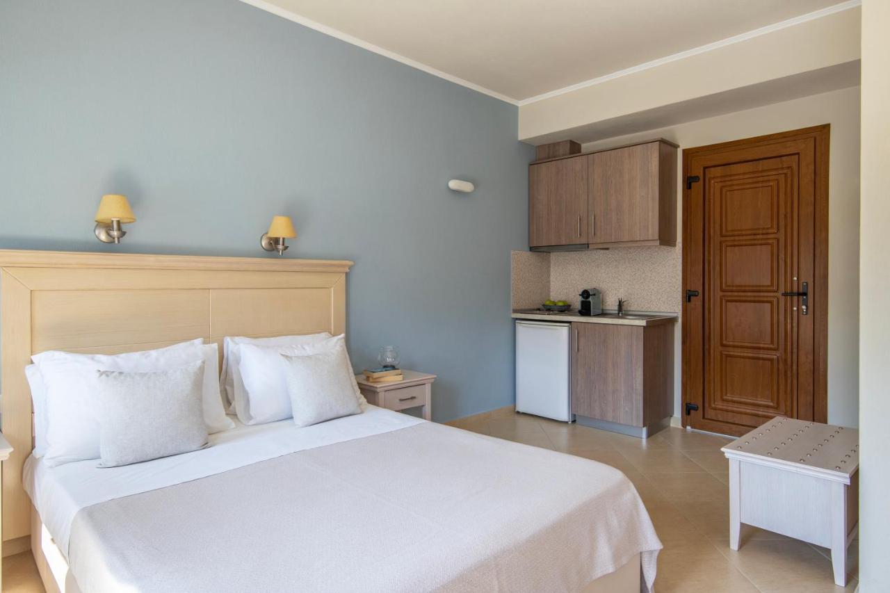 Hotel Sole Mare Chrysi Ammoudia Exterior foto